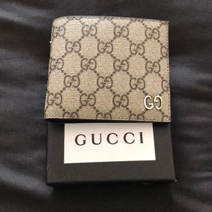 Gucci wallet